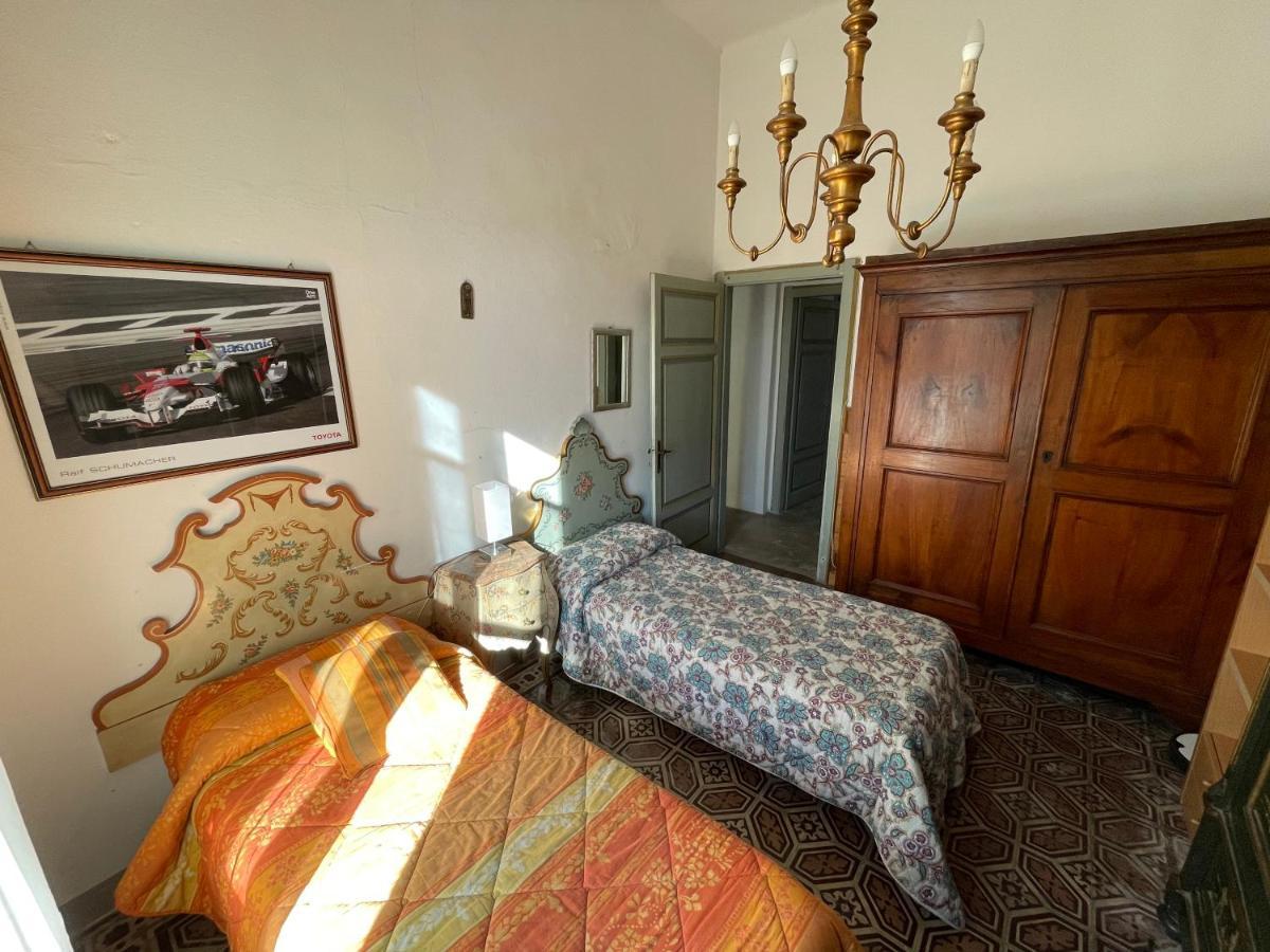 Giuseppe Giovannetti 50 Villa Lucca Exterior foto