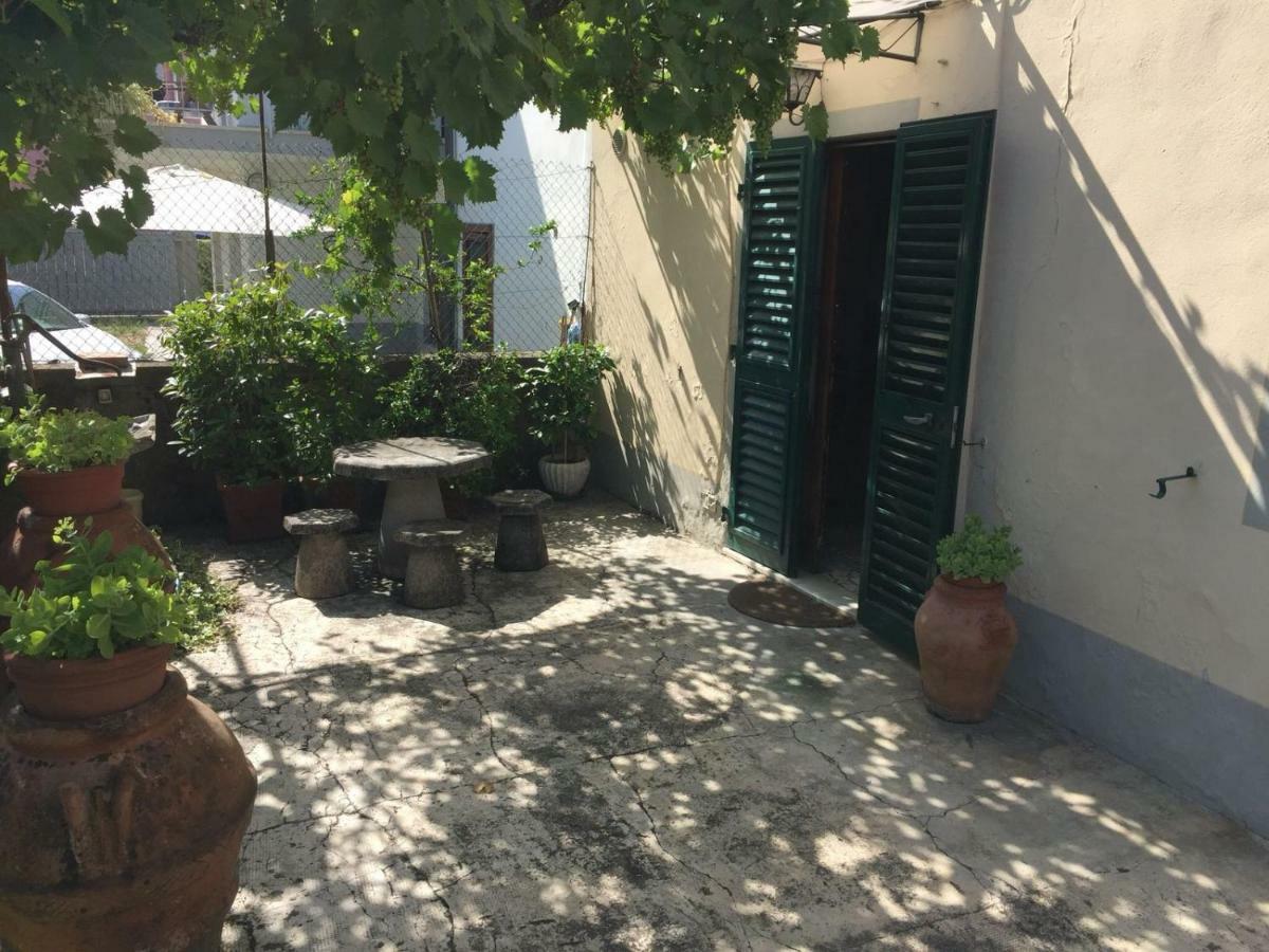 Giuseppe Giovannetti 50 Villa Lucca Exterior foto